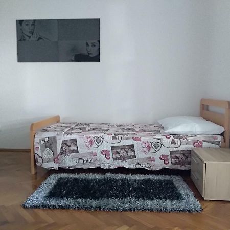 Apartman Lilly Lovran Eksteriør bilde