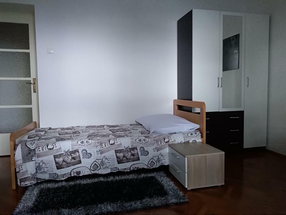 Apartman Lilly Lovran Eksteriør bilde